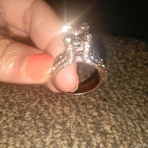 Wedding/Engagement Ring